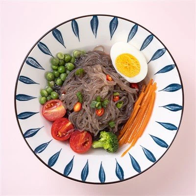 Локшина з водоростей Ширатакі